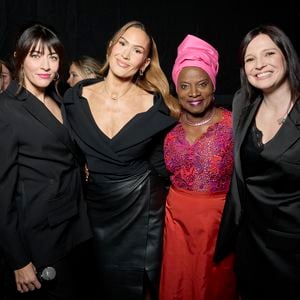 Exclusif - Nolwenn Leroy, Vitaa, Angelique Kidjo, Anne Sila - Backstage - Enregistrement du concert "Nos voix pour toutes", au profit de La fondation des femmes, à l'Adidas Arena à Paris, diffusée le 11 décembre sur TMC
© Cyril Moreau-Coadic Guirec / Bestimage