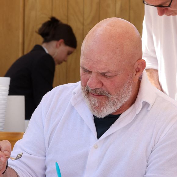 Philippe Etchebest - Les Chefs à Saint-Tropez fêtent les producteurs 2026 avec un concours de Pâtisserie" La Tropézienne" sur la place des Lices à Saint-Tropez, le 2 mai 2026.
© Jean-Marc Lhomer / Bestimage