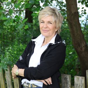 Exclusif - Véronique Jannot pose lors de la 4ème édition du festival cinéma français et gastronomie d'Aix-les-Bains, le 4 juin 2025.

© Denis Guignebourg / Bestimage