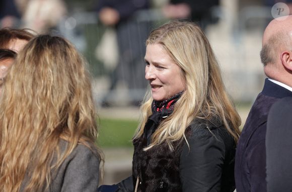 Natacha Régnier arrive à l'enterrement de l'actrice belge Emilie Dequenne au crématorium du cimetière du Père Lachaise à Paris, France, le 26 mars 2025. Photo by Nasser Berzane/ABACAPRESS.COM