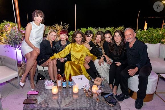 Exclusif - Nooshika montazeri, Nolwenn De Cara, Jennifer Ayache, Sandra Sisley, Hortense d'Estève, Isabelle Funaro, Norma Viani, Gaelle Constantini et Harry boujnah à la soirée "bal patché" à la suite Sandra & Co lors du Festival International des Séries de Cannes, Canneseries Saison 8, à l’hôtel JW Marriott Cannes le 26 avril 2025. © Aurelio Stella / William Sanches Tavares / Evenjoy / Bestimage