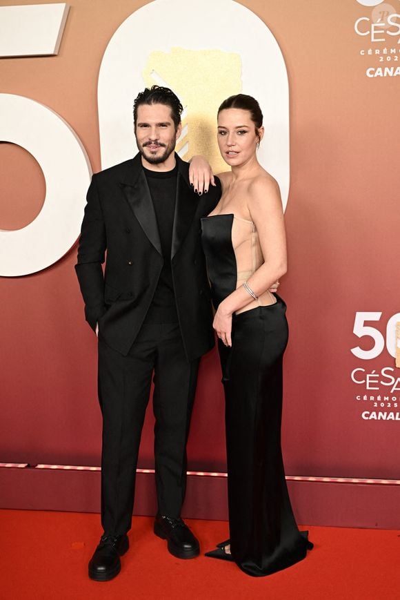 François Civil et Adèle Exarchopoulos arrivent à la 50e cérémonie des César du cinéma à L'Olympia le 28 février 2025 à Paris, France. Photo par David Niviere/ABACAPRESS.COM