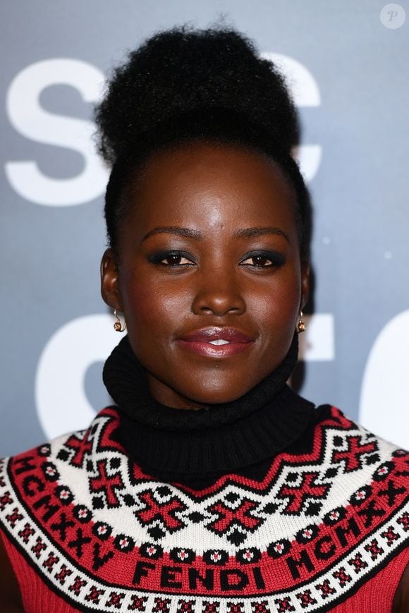 Lupita Nyong'o assiste à la projection de 'Can't Stop, Won't Stop: A Bad Boy Story' au cinéma Curzon Mayfair. Londres, le 17 mai 2017.