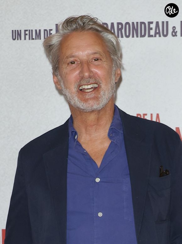 Antoine de Caunes - Première du film "De la Comédie-Française" au Grand Rex à Paris le 1er juin 2026. © Coadic Guirec/Bestimage