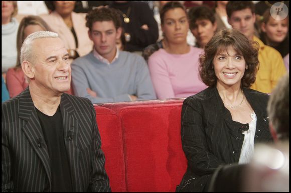 Michel et Stéphanie Fugain lors de l'enregistrement de l'émission "Vivement dimanche"

© COADIC GUIREC / BESTIMAGE