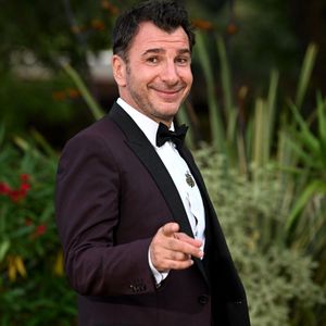 Michael Youn - 11ème édition du Gala de charité de Patrick Mouratoglou à la Mouratoglou Academy & Resort à Biot le 21 juin 2025. Ce gala de prestige réunit chaque année les grandes figures du sport, du divertissement et de nombreux donateurs, mobilisés pour soutenir les jeunes talents du tennis mondial. © Bruno Bebert/Bestimage