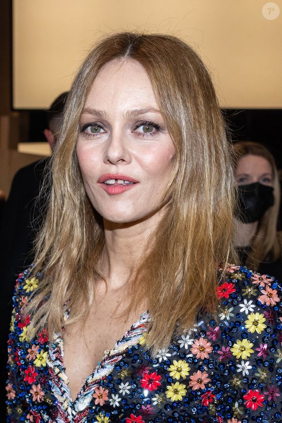 Vanessa Paradis - Photocall du 2ème défilé de mode Haute-Couture 2022 "Chanel" au Grand Palais Ephémère à Paris. Le 25 janvier 2022
© Olivier Borde / Bestimage