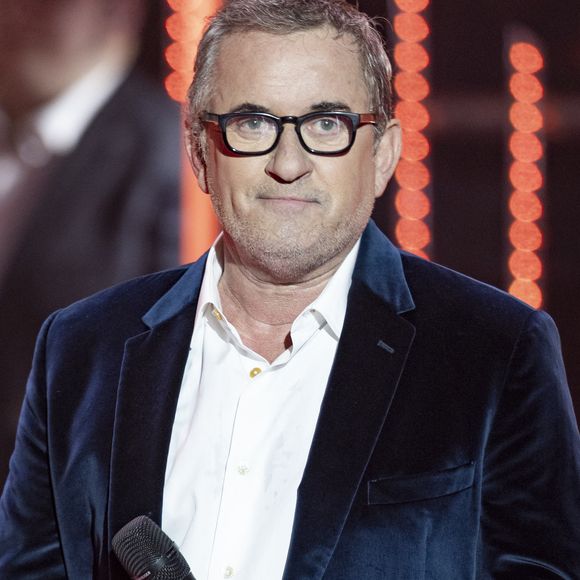 Mais peut-être pour la dernière fois car, selon les informations du "Parisien", l'animateur va annoncer se mettre en retrait du programme.

Exclusif - Christophe Dechavanne lors de l'enregistrement de la soirée "Les 30 ans du sidaction - la soirée événement" au Grand Rex à Paris diffusée le 23 mars 2024 sur France 2


© Cyril Moreau / Coadic Guirec / Bestimage