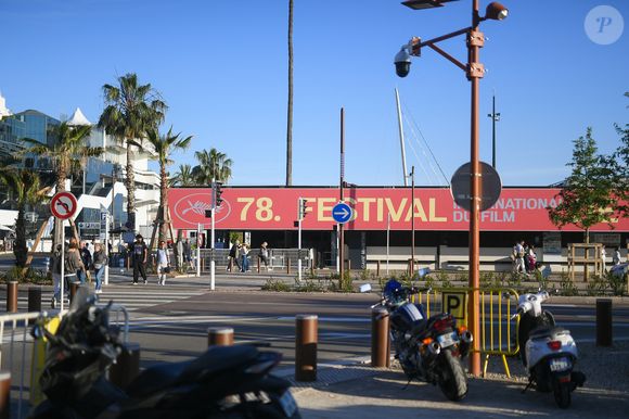 La ville de Cannes s'apprête à accueillir la 78ème édition de son festival international du film (13-24 mai 2025), le 11 mai 2025.