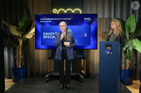 Exclusif - elise Lucet, magazine de société préféré pour "Envoyé spécial" lors de la soirée de remise de prix Molotov TV Awards 2024, première édition, pour récompenser les programmes télés préférés.
Paris, le 1er octobre 2024.

© Rachid Bellak / Bestimage