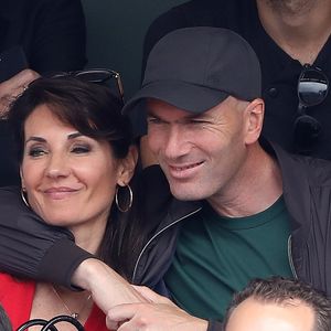 Zinédine Zidane et sa femme Véronique dans les tribunes des Internationaux de France de Tennis de Roland Garros à Paris, le 10 juin 2018. © Dominique Jacovides - Cyril Moreau/Bestimage