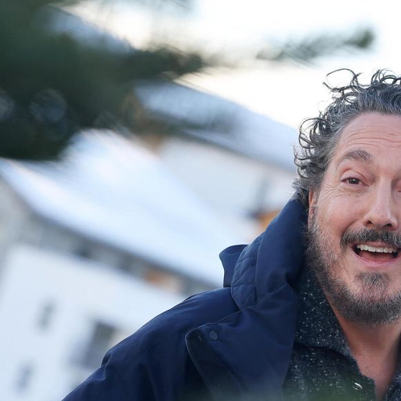 Guillaume Gallienne sur le photocall du film "Paddington" dans le cadre de la 28ème édition du Festival international du film de comédie de l'Alpe d'Huez le 18 janvier 2025. © Dominique Jacovides / Bestimage