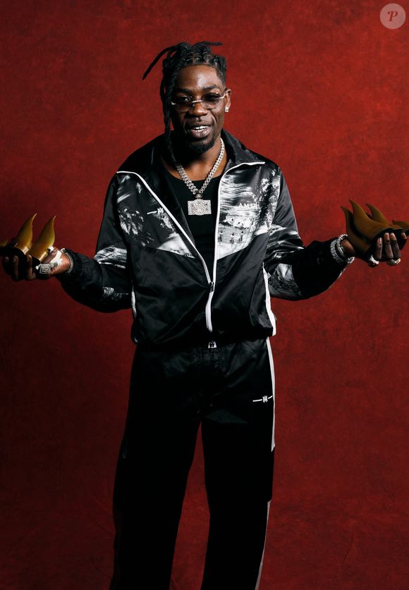 Gazo lors de la première cérémonie des Flammes, dédiée au rap au Théâtre du Châtelet à Paris. Le 11 mai 2023.

© Veeren / Bestimage