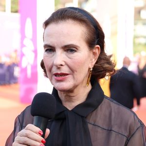 Carole Bouquet à l'arrivées à la cérémonie de clôture et la projection du film Joika lors de la 49ème édition du Festival du Film Américain de Deauville, le 9 septembre 2023.

Photo : Denis Guignebourg / Bestimage