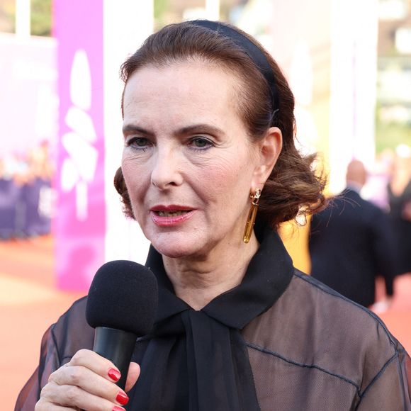 Carole Bouquet à l'arrivées à la cérémonie de clôture et la projection du film Joika lors de la 49ème édition du Festival du Film Américain de Deauville, le 9 septembre 2023.

Photo : Denis Guignebourg / Bestimage