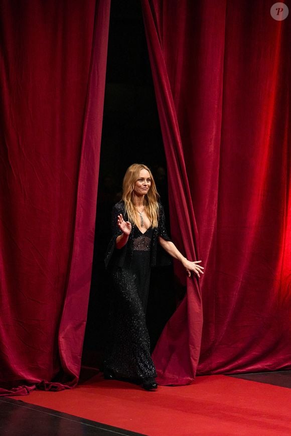 Vanessa Paradis lors de la cérémonie d'ouverture de la 15ème édition du festival Lumière à la Halle Tony Garnier de Lyon le 12 octobre 2024.

© Sandrine Thesillat / Panoramic / Bestimage