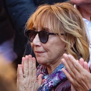 Marie-Anne Chazel et Carole Bouquet - Sortie des Obsèques de Michel Blanc en l'église Saint-Eustache à Paris, le 10 octobre 2024.
© Moreau / Jacovides / Bestimage