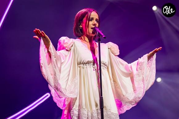 Installée à Ajaccio, Alizée y a ouvert en 2017 le Studio de danse Lyonnet avec son mari.

Alizée au Zénith de Paris-La Villette, lors de son dernier concert de sa tournée anniversaire '25 ans déjà !', à Paris, France, le 4 octobre 2026. © Vincenzo Arnone/Bestimage