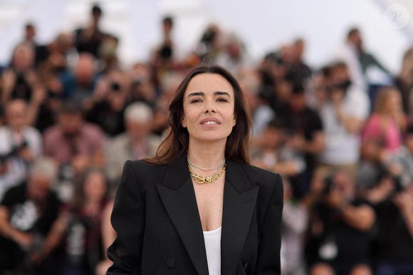 Elodie Bouchez - Photocall du film "L'Amour Ouf" (Beating Hearts / Compétition) lors du 77ème Festival International du Film de Cannes (14 - 25 mai 2024), le 24 mai 2024. 
© Jacovides / Moreau / Bestimage
