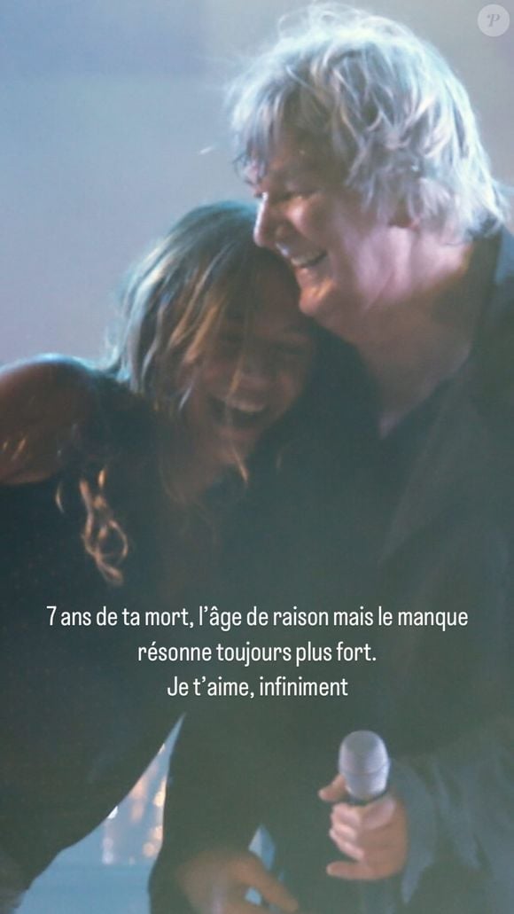 Message d'amour d'Izia Higelin pour son père Jacques, qui n'est plus de ce monde depuis 7 ans.
