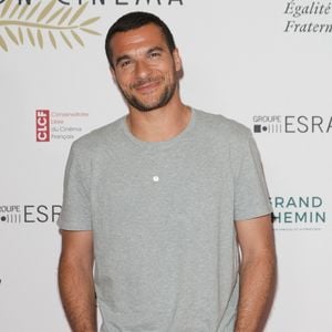 "À chaque fois que je le vois, il faut que je fasse un FaceTime pour mes gosses parce qu’ils veulent parler avec Pierre Garnier", raconte-t-il.

Amir à un évènement Action Enfance 10/06/2025 © Coadic Guirec/Bestimage