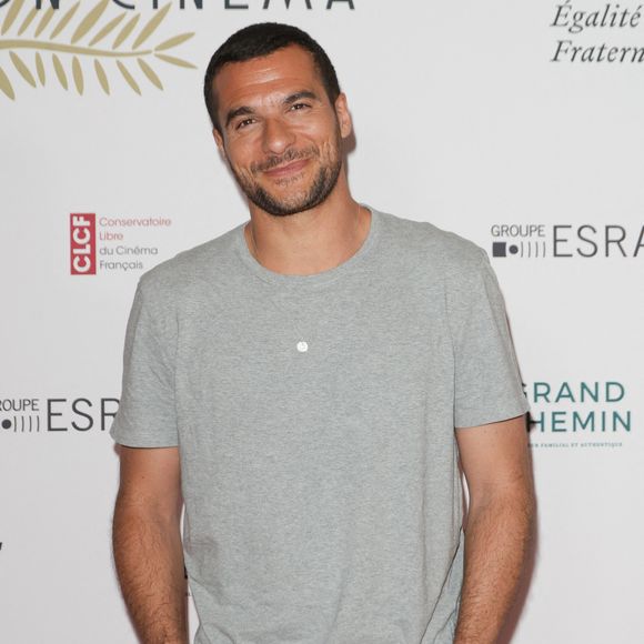 "À chaque fois que je le vois, il faut que je fasse un FaceTime pour mes gosses parce qu’ils veulent parler avec Pierre Garnier", raconte-t-il.

Amir à un évènement Action Enfance 10/06/2025 © Coadic Guirec/Bestimage