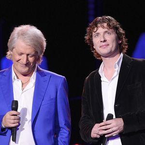 "J'ai pris 200 000 euros d'augmentation des coûts des matériaux avec la guerre en Ukraine, j'ai payé pendant deux ans jusqu'à ce que ça devienne trop compliqué", explique-t-il dans une vidéo postée sur Facebook.

Exclusif - Patrick Sébastien et son fils Olivier Villa - Patrick Sébastien fête ses 40 ans de scène à l'Olympia à Paris, le 14 novembre 2014.