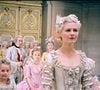 D'après les experts du marché, les acheteurs sont particulièrement sensibles à l'histoire et à la provenance de ce type d'objets d'exception. 

Kirsten Dunst sur le tournage de "Marie-Antoinette". Agence/BestImage