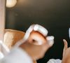 Rougeurs, irritations, déshydratation et hypersensibilité sont de plus en plus observées chez les personnes utilisant trop d’actifs.

Sora Shimazaki sur Pexels
