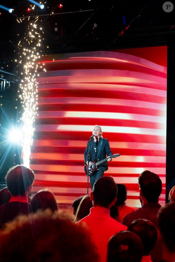 Une difficile épreuve à surmonter…

Exclusif - Jean-Louis Aubert - Enregistrement de l'émission "La fête de la chanson française" à Paris, présentée par L.Thilleman et A.Manoukian, le 24 décembre 2024, sur France 3 © Pierre Perusseau / Bestimage