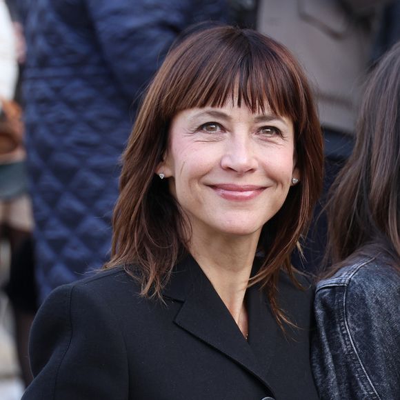 Sophie Marceau au défilé Schiaparelli "Collection Haute Couture Printemps/Eté 2026" lors de la Fashion Week de Paris, le 26 janvier 2026

© Denis Guignebourg / Bestimage