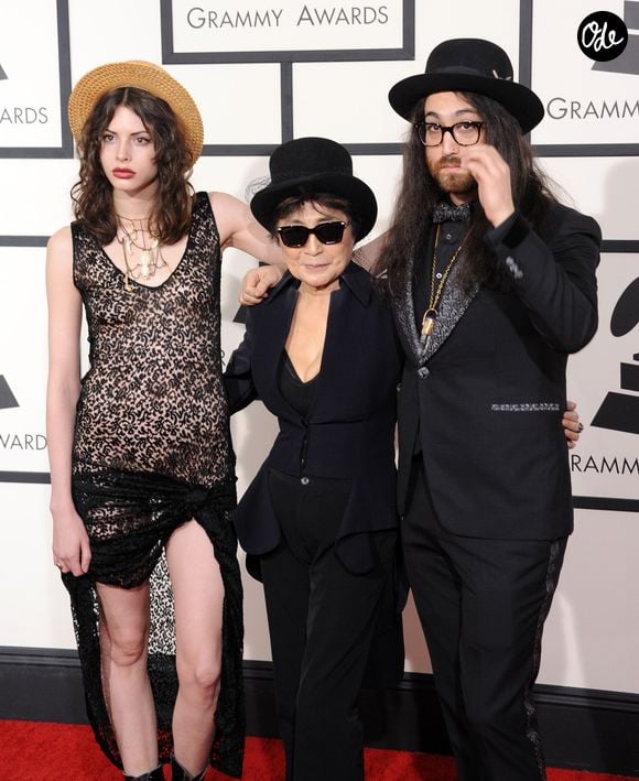 Yoko Ono, Sean Lennon et sa compagne Charlotte Kemp Muhl - 56eme ceremonie des Grammy Awards a Los Angeles le 26 janvier 2014. AGENCE / BESTIMAGE
