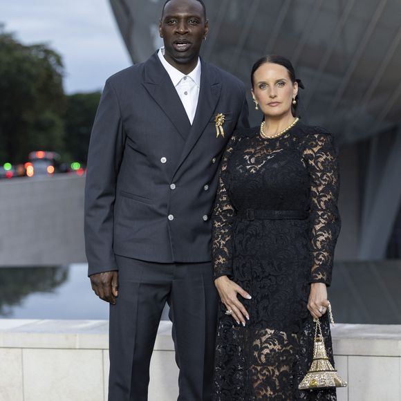 Omar Sy et sa Helene (bijoux Tasaki) - Photocall du dîner "Prelude pour les JO" à la Fondation Vuitton à Paris, France, le 25 juillet 2024. © Olivier Borde/Bestimage