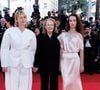 Le duo mère-fille a attiré tous les regards grâce à leurs looks parfaitement coordonnés.

Judith Godrèche, Annie Ernaux, Tess Barthélémy - Montée des marches du film " El Ser Querido " lors du 79ème Festival International du Film de Cannes, le 16 mai 2026. © Jacovides-Moreau / Bestimage