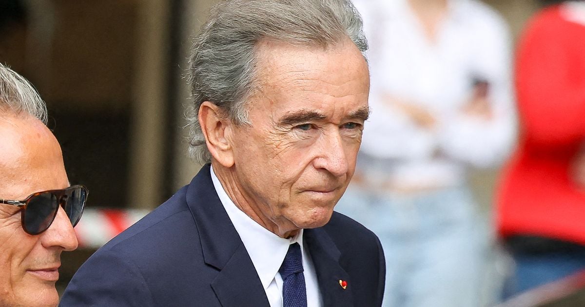 La famille Arnault présente pour Mathilde Favier, ils accompagnent leur collaboratrice et amie de Dior une dernière fois