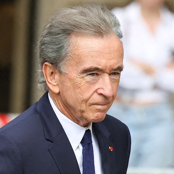 Les obsèques de Mathilde Favier ont eu lieu en l'église St-Sulpice à Paris 

Olivier Bialobos, Bernard Arnault - Arrivées aux obsèques de Mathilde Favier en l'église Saint-Sulpice à Paris. © Dominique Jacovides-Cyril Moreau/Bestimage #