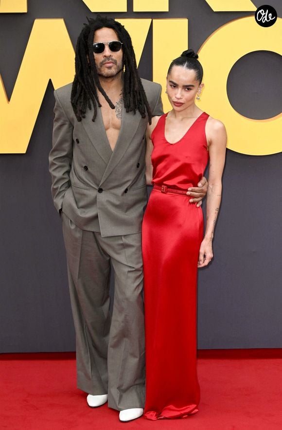 Lenny Kravitz et sa fille Zoe Kravitz (réalisatrice du film) à la première européenne du film Blink Twice à Londres le 19 août 2024.