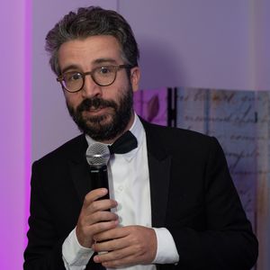 "On a un principe qui s'applique à tout le monde dans l'entreprise, qui est une forme de principe de précaution", a-t-il expliqué

Exclusif - Stéphane Sitbon Gomez - Soirée à la suite Sandra & Co lors du 76ème Festival International du Film de Cannes le 26 mai 2023. © Aurelio Stella/Bestimage