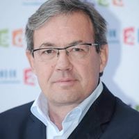 L'ancien présentateur du JT Benoît Duquesne retrouvé sans vie à 56 ans sur sa péniche, sa fille Marie a pris sa relève à la télé