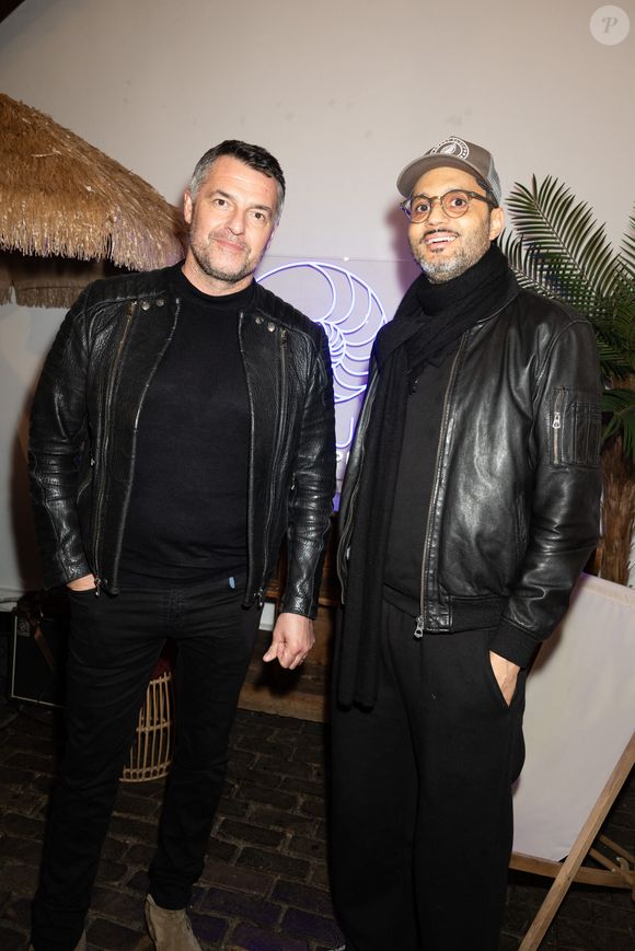 Exclusif - Arnaud  Ducret, Tony Saint Laurent - Pascal Legitimus célèbre ses cinquante ans de carrière et présente une exposition photographique de son travail sur les coquillages au Studio Design Center à Paris le 24 mars 2025.

© Jeremy Melloul / Bestimage