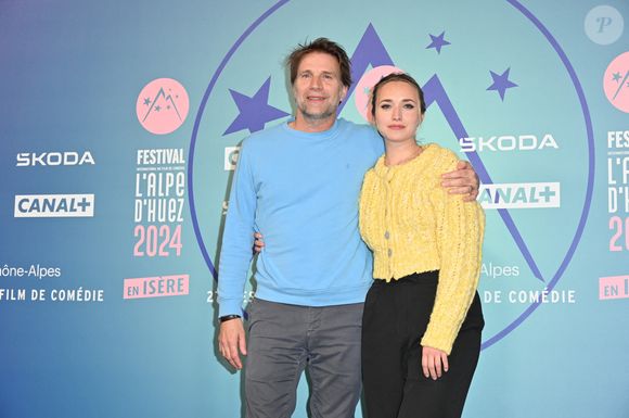 Thomas Jouannet et Chloe Jouannet posant pour le photocall du court-métrage "Allez ma fille" lors du 27ème Comedy Film Festival à L'Alpe d'Huez. Mireille Ampilhac/ABACAPRESS.COM