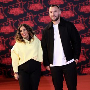Inès Reg et Kévin Debonne lors de la 23ème édition des NRJ Music Awards 2021 au Palais des Festivals de Cannes, le 20 novembre 2021.
© Dominique Jacovides/Bestimage