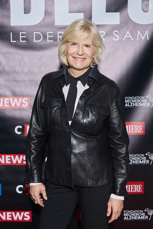 Malgré tout, certains invités comme Kad Merad, Jane Fonda ou Fanny Ardant lui ont laissé de très bons souvenirs.

 Catherine Ceylac au photocall de la soirée Ciné-concert symphonique "Alain Delon, le dernier Samouraï" au Palais des congrès à Paris le 8 novembre 2024 le jour de son anniversaire.

© Jacovides / Moreau / Bestimage