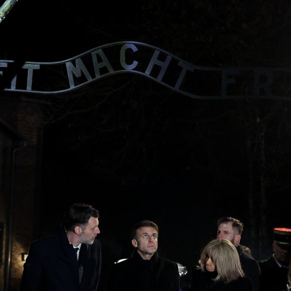 Le président Emmanuel Macron et sa femme Brigitte Macron ont visité le pavillon français. Commémorations du 80ème anniversaire de la libération du camp de concentration et d'extermination nazi d'Auschwitz-Birkenau par l'Armée rouge à Oswiecim en Pologne le 27 janvier 2025.

© Dominique Jacovides / Bestimage