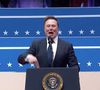 Il suit sa scolarité dans un établissement crée par son père et qui suit des préceptes bien précis comme ceux de la pédagogie Montessori.

Après l’investiture de Donald Trump au Capitole, Elon Musk a tenu un discours face aux supporters du nouveau président, à la Capital One Arena. À la tribune, le milliardaire, propriétaire de Tesla et X, a effectué un geste que beaucoup ont qualifié de «salut nazi».  
© Capture TV via Bestimage