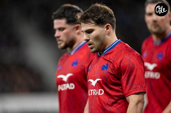 Le demi de mêlée français Antoine Dupont lors du match international de rugby à XV du Tournoi des Six Nations opposant la France à l'Italie au Stade Pierre-Mauroy de Villeneuve-d'Ascq, dans le nord de la France, le 22 février 2026. 

Photo de Eliot Blondet/ABACAPRESS.COM