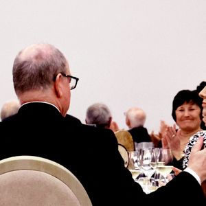 Le prince Albert II de Monaco, La princesse Charlène de Monaco lors de la soirée de gala Provale Solidarité à l'hôtel Four Seasons Hôtel, George V à Paris le 13 mars 2026. © Dominique Jacovides / Bestimage