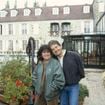 Poulailler, potager bien garni... Pierre Perret a de nombreuses ressources naturelles dans sa maison de Nangis, il en fait profiter ses amis
