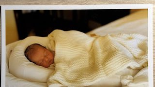 Découvrez le nouveau royal baby ! Un petit Albert a agrandi la famille royale belge et il est adorable