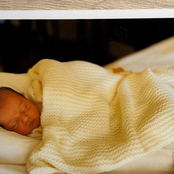 Découvrez le nouveau royal baby ! Un petit Albert a agrandi la famille royale belge et il est adorable